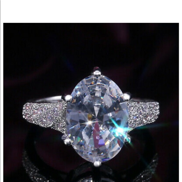 Luxury 925 Silver Oval Cut White Sapphire Ring New - Picture 2 of 6